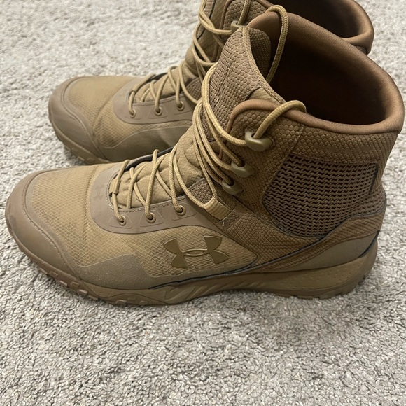 Under Armour Tan Tactical Boots with Rugged Sole - Picture 4 of 6